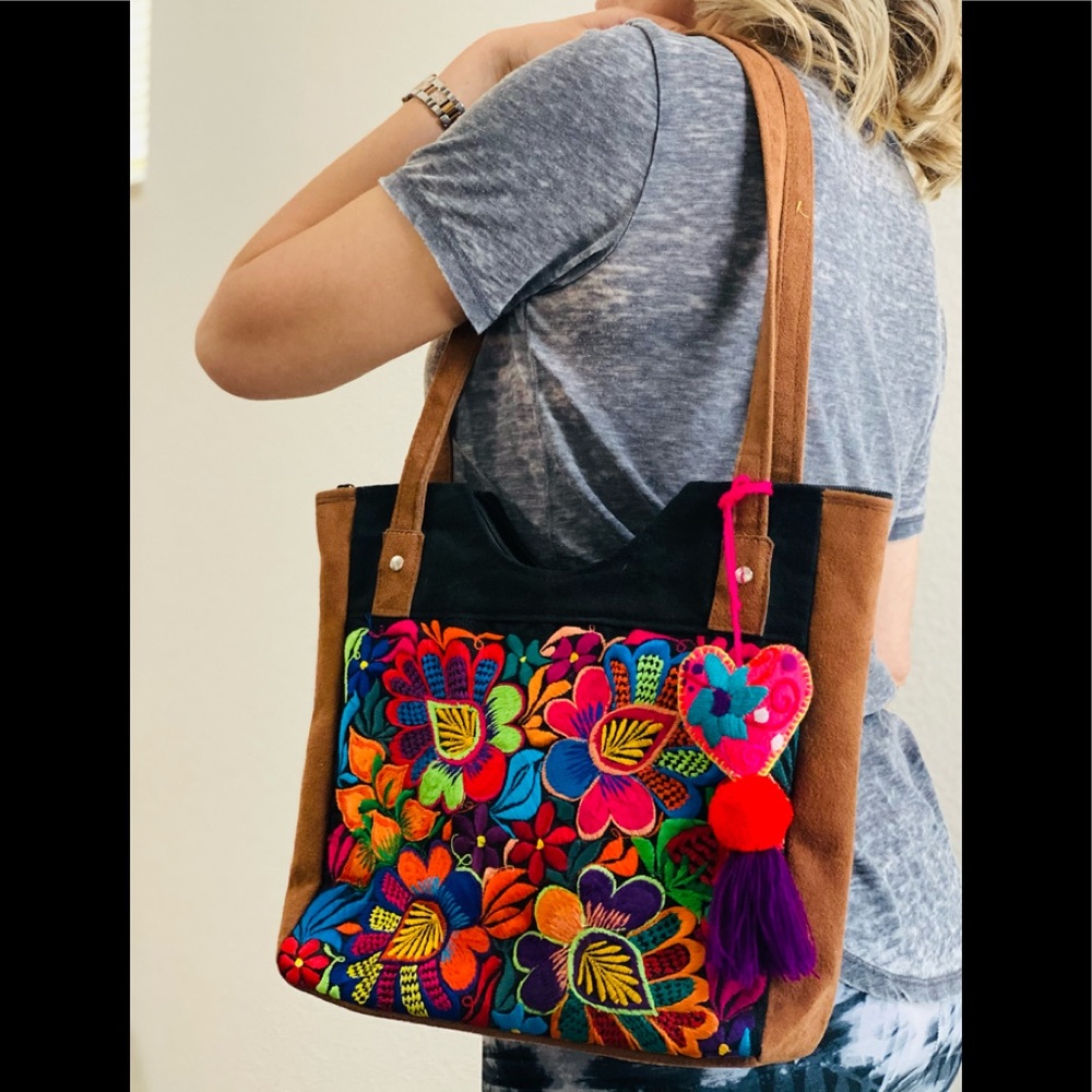 Mexican purse embroidered